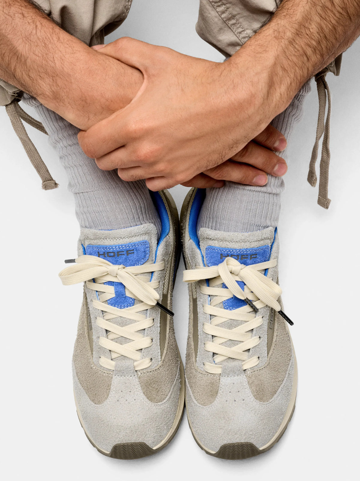 Seven Runner Light Grey